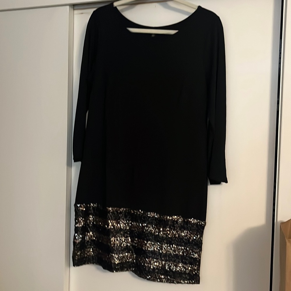 Ella Moss Ponte Sequin Hem Shift Dress size Medium
